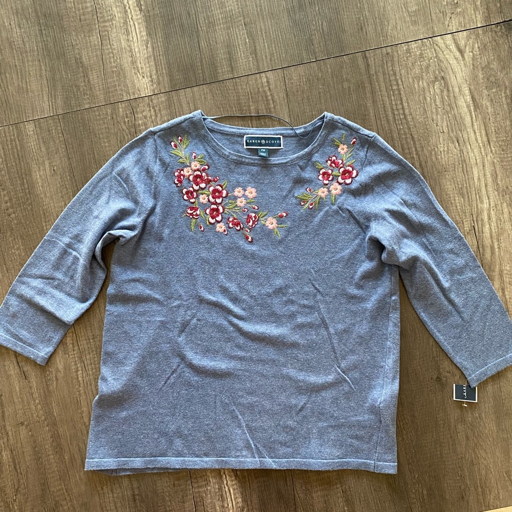 KAREN SCOTT| embroidered 3/4 sleeve sweater